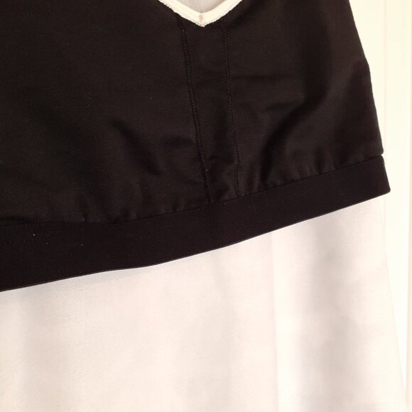 Lululemon Dance To Yoga Tank in Pretty Plume Angel Wing Black / Black Size 8 - Picture 10 of 13